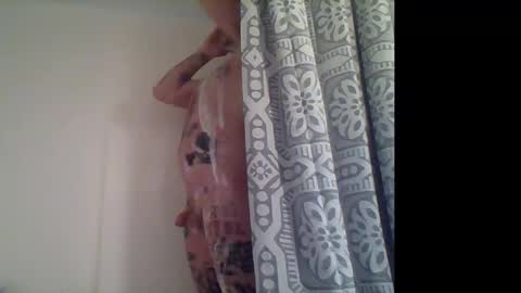 Snapshot of ishouldntbeonhereagain chatting on March 14, 6:52 am Daddy Master Master Daddy online show from March 14, 6:52 am