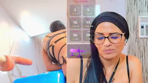 Isis car0lina online show from June 8, 1:33 pm
