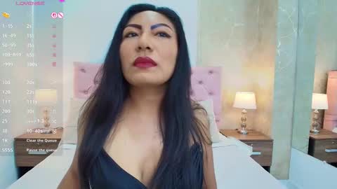 Isis Choi online show from March 23, 7:18 pm