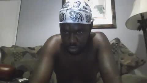 Snapshot of islandbey242 chatting on June 24, 8:46 am islandbey242 online show from June 24, 8:46 am
