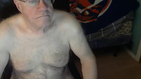 islesman22 online show from February 26, 10:25 am