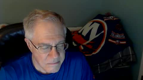 Snapshot of islesman22 chatting on May 20, 11:44 pm islesman22 online show from May 20, 11:44 pm