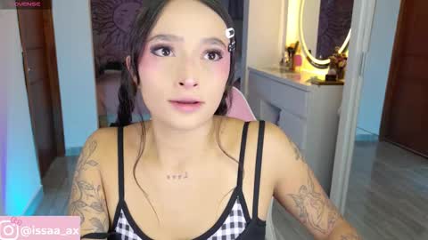 I S S A B E L A Igissaa ax    Xlittleissa  online show from February 20, 11:22 am