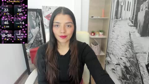 Issa  online show from January 7, 1:24 pm