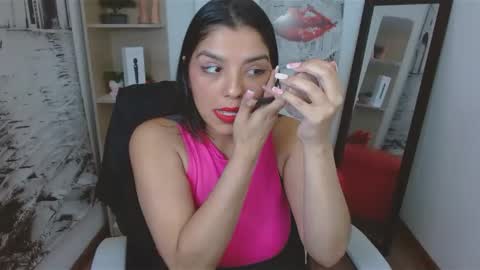 Issa  online show from March 12, 4:02 pm