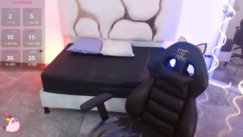 Issa online show from February 12, 3:29 am