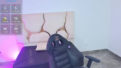 Issa online show from March 8, 2:45 am