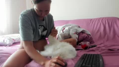 Snapshot of issabelle_69 chatting on July 12, 5:42 am Issabelle online show from July 12, 5:42 am