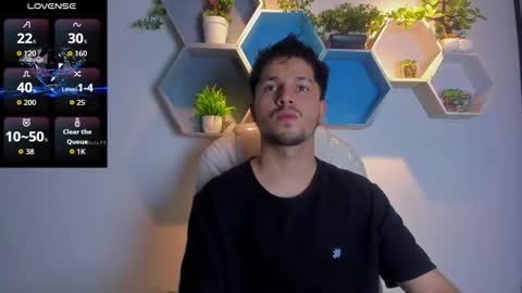 Snapshot of issac_james chatting on February 26, 7:35 pm Issac online show from February 26, 7:35 pm