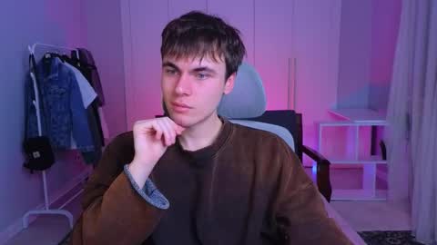 Maks online show from February 13, 1:37 pm