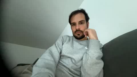 Snapshot of italianoincam89 chatting on February 28, 4:19 pm italianoincam89 online show from February 28, 4:19 pm