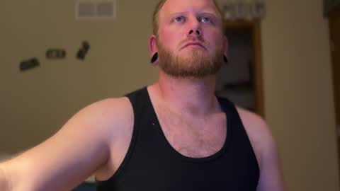 italianstlln515 online show from April 27, 3:04 am