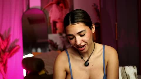 italy_baby online show from April 15, 8:20 pm