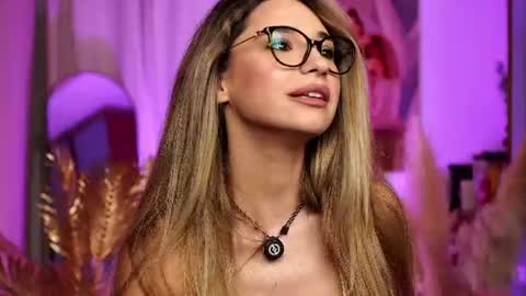 italy_baby online show from June 6, 6:45 pm