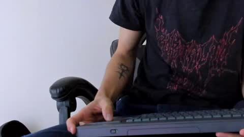Snapshot of ithan_hot chatting on June 4, 3:12 am ithan_hot online show from June 4, 3:12 am