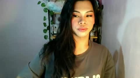 its_chloe20 online show from June 28, 9:21 pm