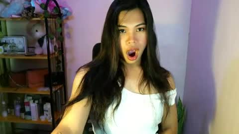 its_chloe20 online show from July 10, 6:17 am