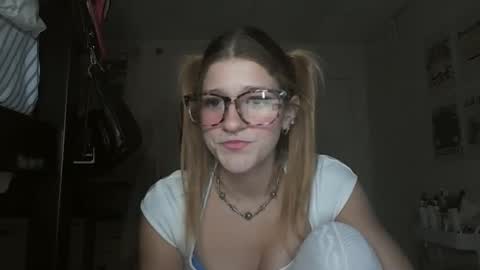 Snapshot of itsalexlove chatting on January 14, 11:37 pm Alex Love online show from January 14, 11:37 pm