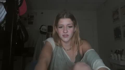 Snapshot of itsalexlove chatting on January 17, 3:12 am Alex Love online show from January 17, 3:12 am