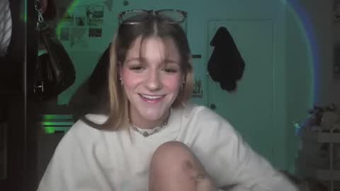 Snapshot of itsalexlove chatting on January 29, 3:12 am Alex Love online show from January 29, 3:12 am