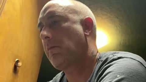 Snapshot of itsanexperiment chatting on January 12, 6:18 am itsanexperiment online show from January 12, 6:18 am