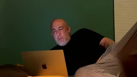 Snapshot of itsanexperiment chatting on February 24, 7:06 am itsanexperiment online show from February 24, 7:06 am