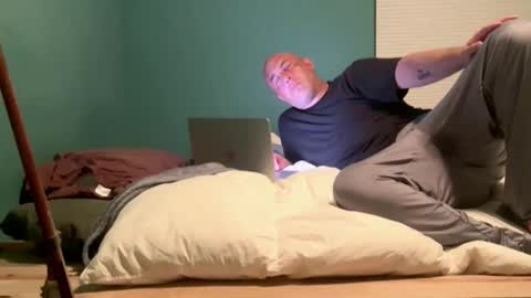 Snapshot of itsanexperiment chatting on March 21, 8:41 am itsanexperiment online show from March 21, 8:41 am