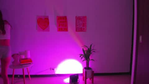 camill online show from May 18, 2:51 am
