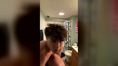 Snapshot of itsleoblaze chatting on March 30, 4:24 am itsleoblaze online show from March 30, 4:24 am