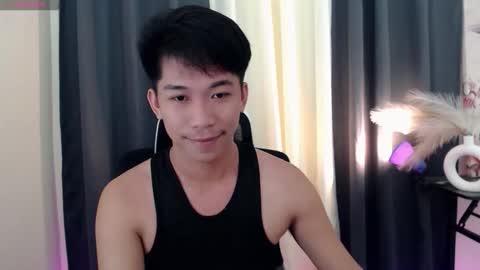 itsme_cxhennn online show from January 31, 7:56 pm