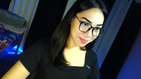 itsmehotqueen online show from May 20, 3:18 pm