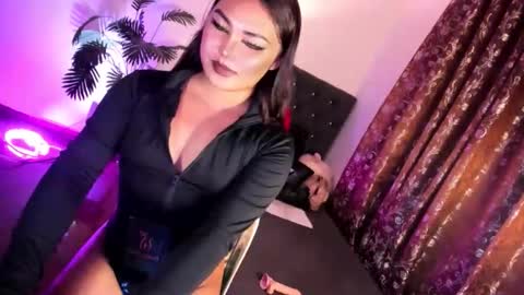 Siana online show from May 26, 11:50 am