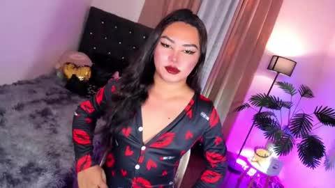 Siana online show from July 11, 8:06 am