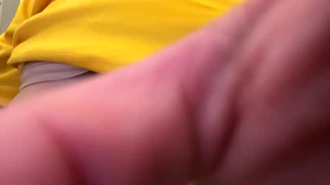 Snapshot of ittybitty320 chatting on March 25, 3:56 am ittybitty320 online show from March 25, 3:56 am