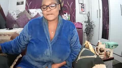 Snapshot of itumeleng74 chatting on March 11, 4:29 pm itumeleng74 online show from March 11, 4:29 pm