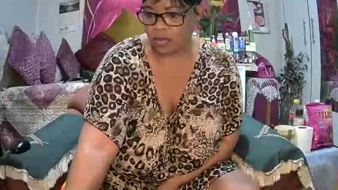 Snapshot of itumeleng74 chatting on September 23, 5:43 am itumeleng74 online show from September 23, 5:43 am