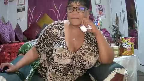 Snapshot of itumeleng74 chatting on December 13, 8:04 pm itumeleng74 online show from December 13, 8:04 pm