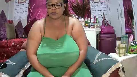 Snapshot of itumeleng74 chatting on February 1, 5:50 am itumeleng74 online show from February 1, 5:50 am