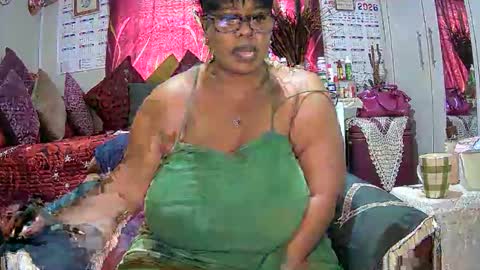 Snapshot of itumeleng74 chatting on February 15, 10:25 am itumeleng74 online show from February 15, 10:25 am