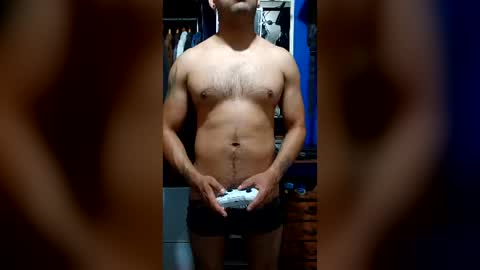 ivanmexicano2 online show from July 16, 2:06 am