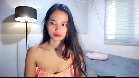 Snapshot of ivaxcx chatting on December 19, 2:34 am Ann online show from December 19, 2:34 am