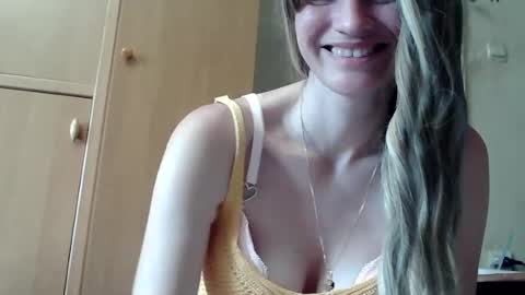 Snapshot of ivetta911 chatting on July 7, 1:37 pm ivetta911 online show from July 7, 1:37 pm