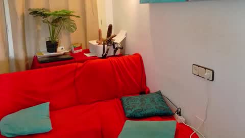 Ivonne online show from June 5, 9:37 am