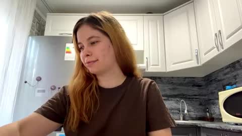 Lina online show from June 19, 11:25 am