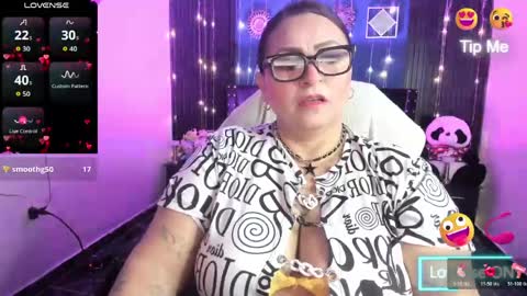 Ivonne online show from April 22, 4:15 am