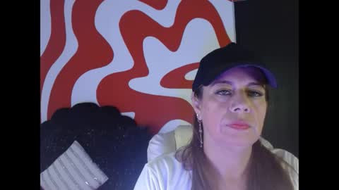 ivory_mistress online show from May 11, 1:17 pm