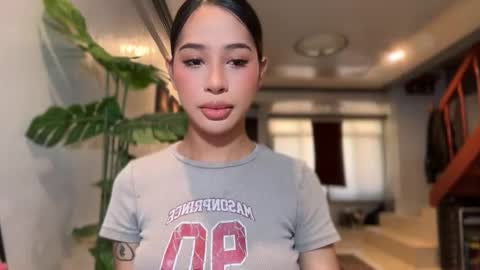 kirstenelsie online show from March 9, 1:09 am