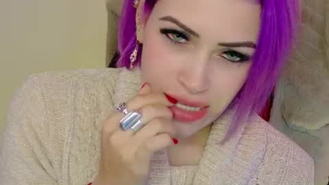 Snapshot of ivy__taylorr chatting on July 15, 7:24 am Diana Rojas online show from July 15, 7:24 am