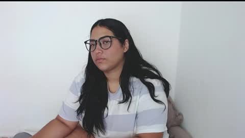 ivy_moon6 online show from May 6, 10:42 am