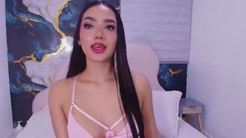 Tell me Ivy is a pleasure online show from July 9, 3:10 am